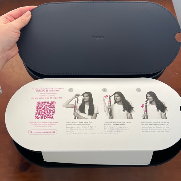 Dyson Limited Edition Airwrap - Picture 3 of 3